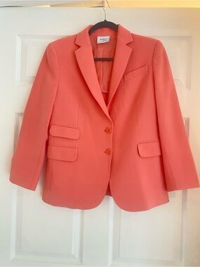 Akris Punto Coral-Orange Single-Breasted Blazer